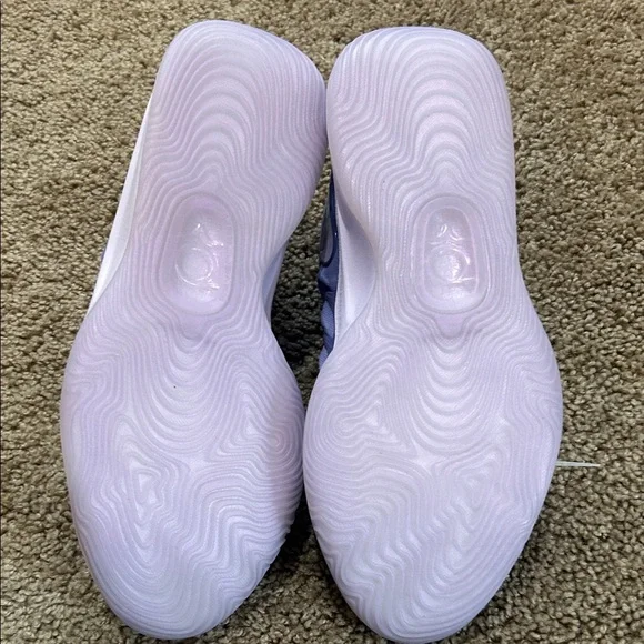 Nike Men's Purple and White Athletic Shoes - Picture 8 of 8